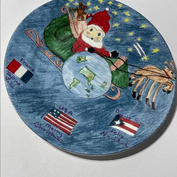 CHRISTMAS VILLAGE KIDS COLLECTION SANTA CLAUS COOKIE PLATE DESIGNED BY CHILD - Picture 6 of 7